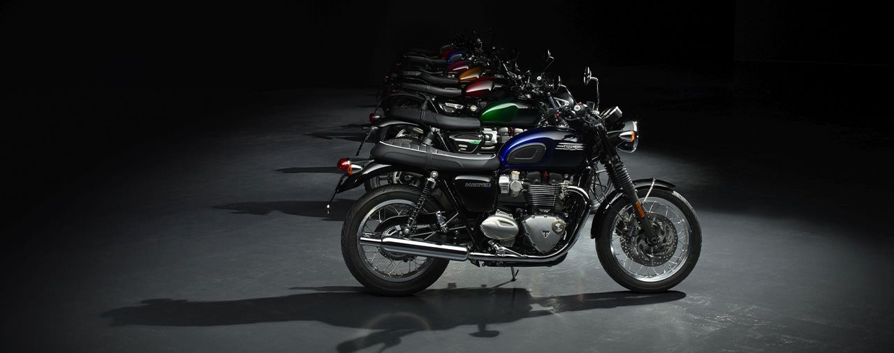 Neue Triumph Bonneville Stealth Editions 2024