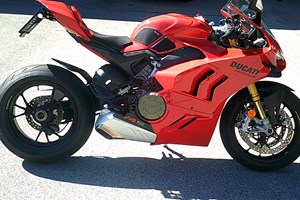 Offer Ducati Panigale V4 S