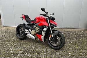 Offer Ducati Streetfighter V4