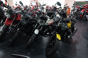 Angebot Moto Guzzi V7 Stone