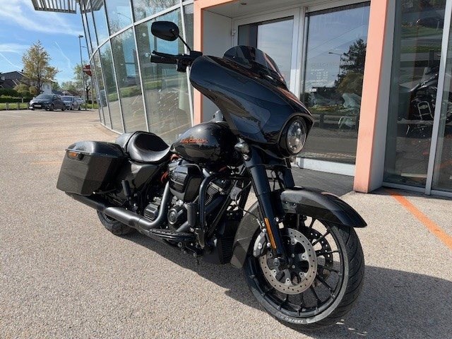 Harley-Davidson Touring Street Glide Special FLHXS (Silver Flux/Black Fuse (Metallic)) - Bild 2