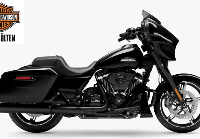 Harley-Davidson Street Glide FLHX (Vivid Black/Black Finish)