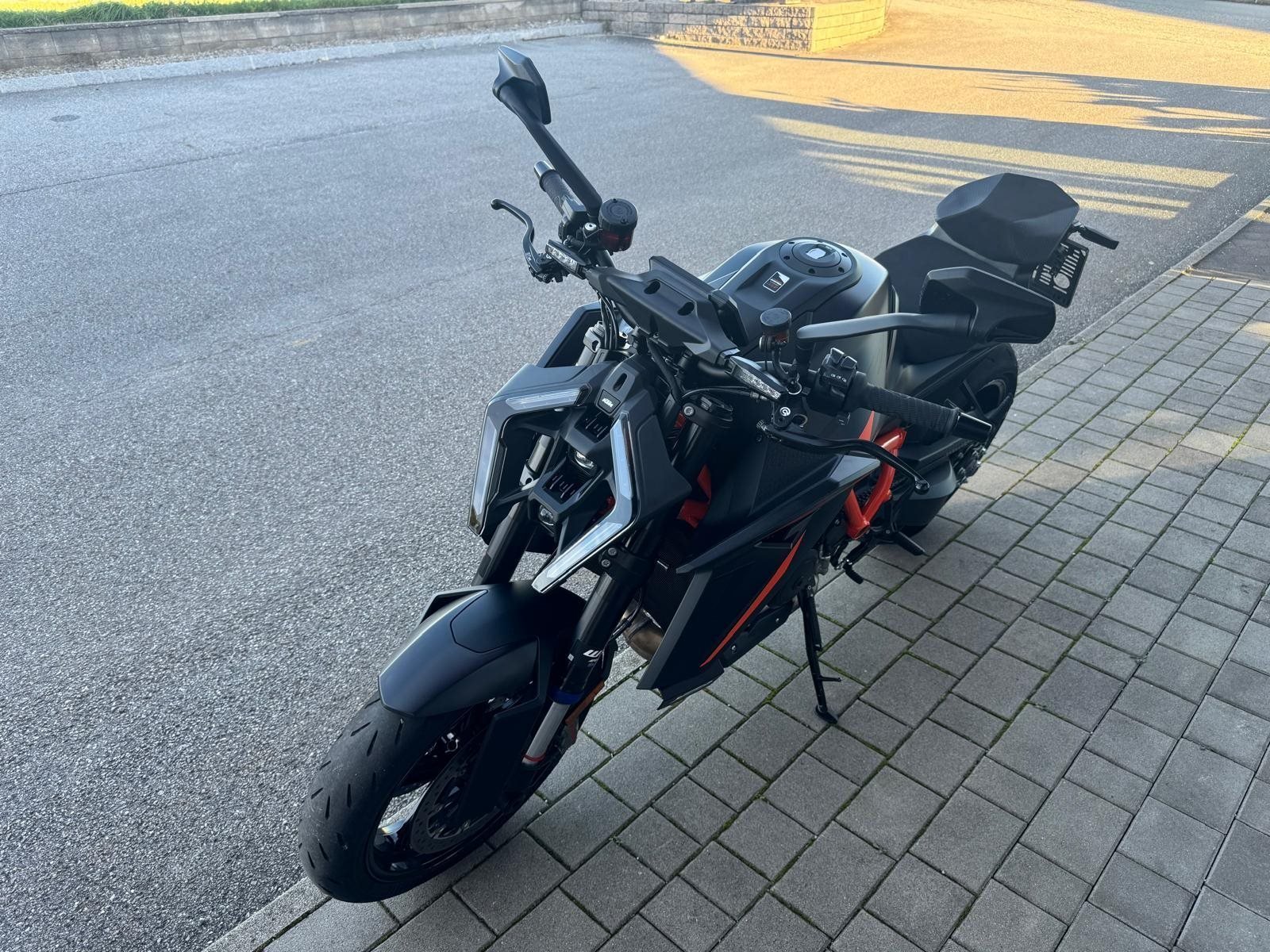 Gebrauchte Ktm Super Duke R Evo Ez Km Eur