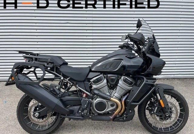 Harley-Davidson Pan America 1250 Special (Vivid Black)