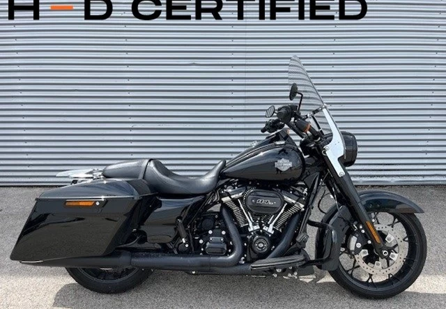 Harley-Davidson Touring Road King Special FLHRXS (Vivid Black)