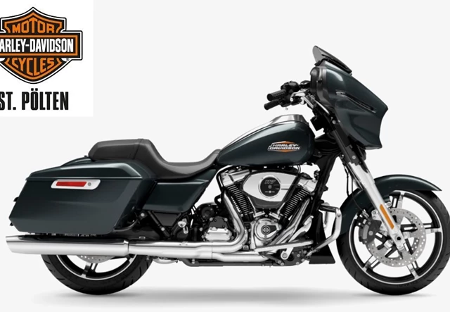 Harley-Davidson Street Glide FLHX (Iron Horse Metallic/Chrome Finish)