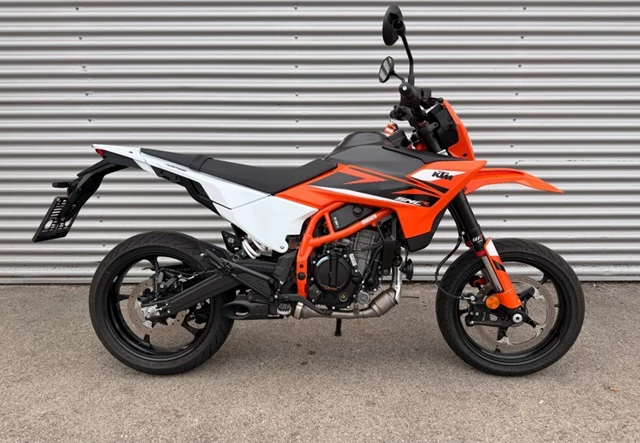 KTM 125 SMC R (übrige)