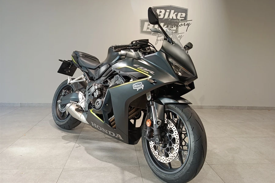 Honda CBR650R E-Clutch
