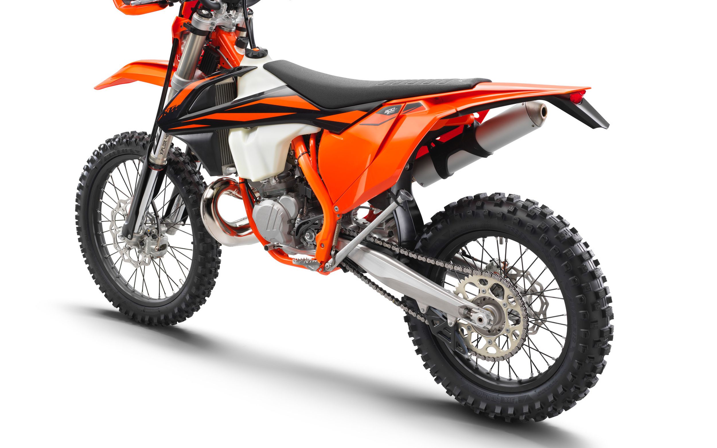 Motorrad Vergleich KTM 300 EXC TPI 2019 Vs KTM 300 EXC TBI Sixdays 2024