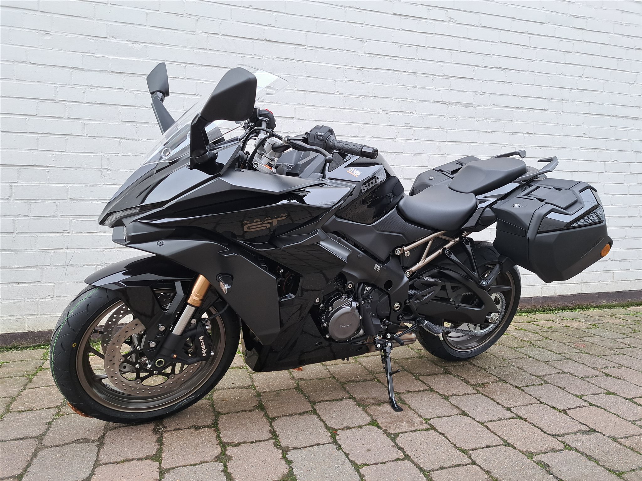 Verleihmotorrad Suzuki GSX S1000 Street Performance vom Händler D