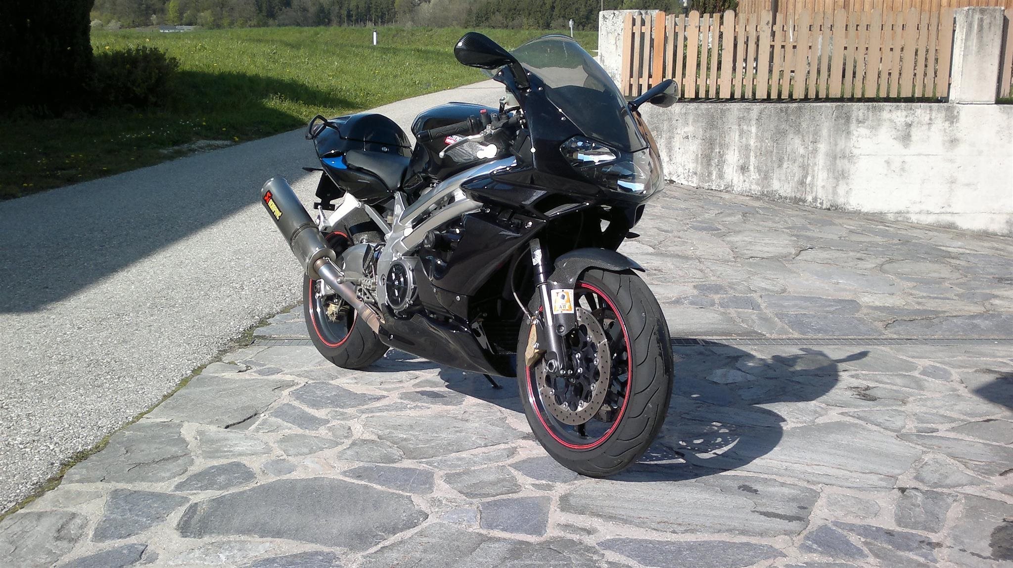 Umgebautes Motorrad Aprilia Sl Falco Von G C Ps Ch