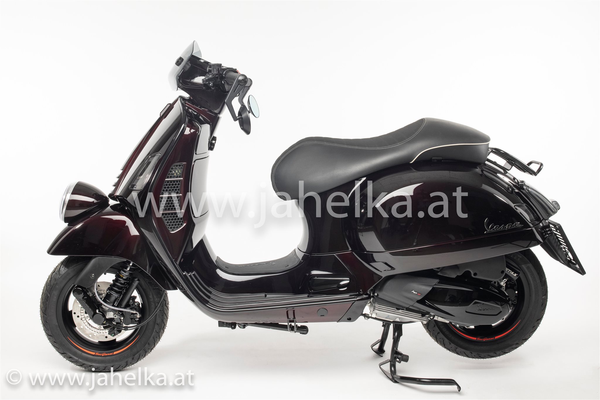 Details zum Custom-Bike Vespa GTV Sei Giorni 300hpe des Händlers Jahelka  Zweirad Gmbh & Co KG