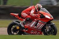 Grossbritannien GP: Stoner siegt im Reifenpoker