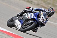 Biaggi verschenkt ersten Rennsieg: Melandri gewinnt das erste Rennen