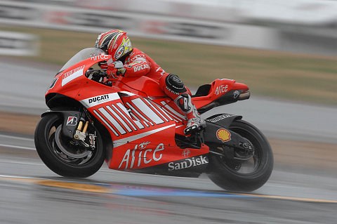 Capirossi hat eine Sorge weniger: Lang leben die Regenreifen