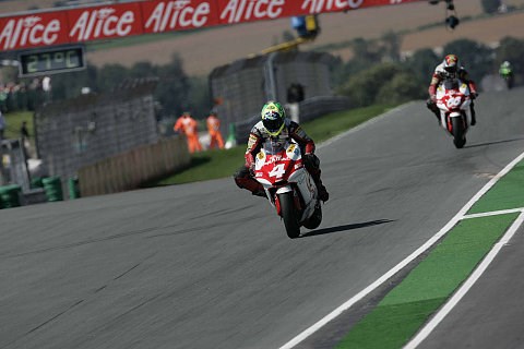 Gemischte Stimmung im Pramac-Lazarett: Zwei Mal Schmerz, nur einmal Zielankunft