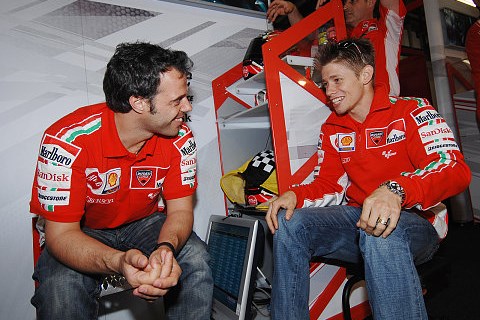 Stoner ist traurig: Mit Capirossi verbindet ihn eine gute Beziehung