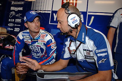 Edwards, Reifen und Racing: Ein Hersteller als Lösung