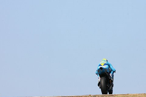 Suzuki plant fürs Rennen: Die Ellenbogen schärfen