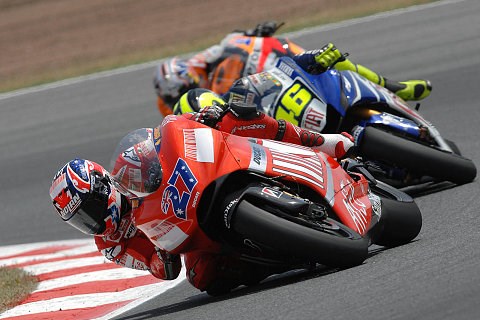 2. Training MotoGP: Dichtes Gedränge hinter Stoner