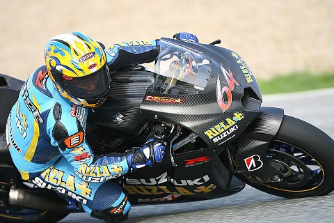 Suzuki zu dritt: Akiyoshi darf wieder mitfahren