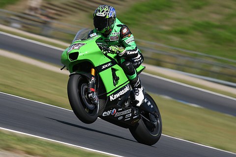 Yanagawa kämpft noch: Auf der Suche nach dem Fahrstil