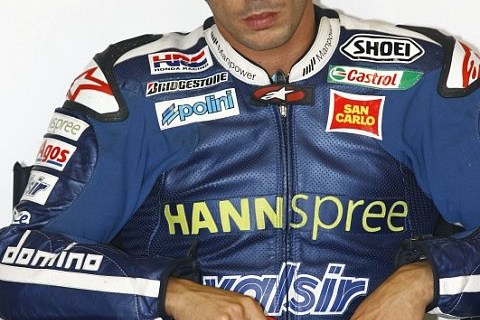 Elias lässt sich operieren: Schrauben und Nägel kommen raus