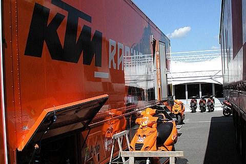 Nieto und die KTM: Spätstart