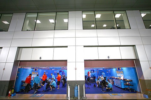 Suzuki macht auf Repsol Honda: Auch mit der alten Maschine unterwegs