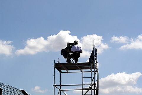 Feuer im Fernsehtruck: Kein Problem für Estoril