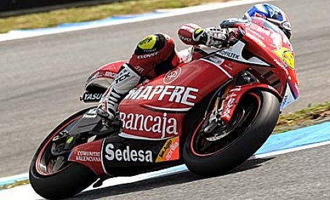 Rennen 250cc: Bautista siegt - Simoncelli erkämpft Platz zwei