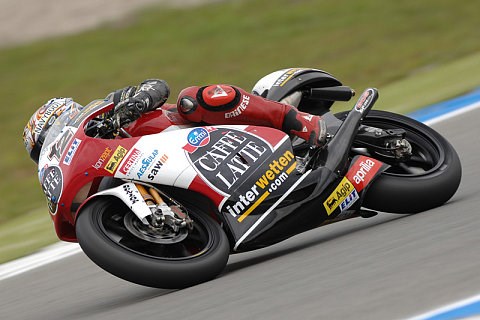 Simoncelli im Warm-up voran: Lüthi bleibt dran