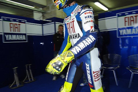 Rossi wurde gerne 90: Lorenzo hatte eine harte Nacht