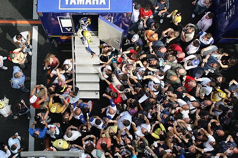 Stimmen aus der ersten Reihe: Es ist lange her