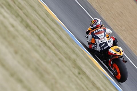 Pedrosa legt vor: Rossi im Spanien-Sandwich