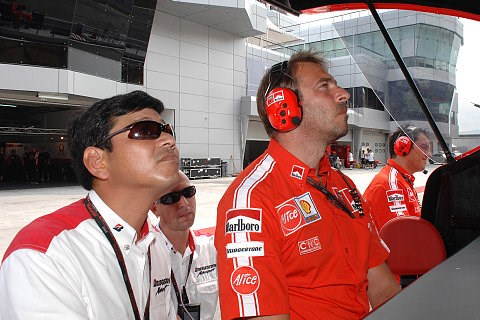 Ducati plant nicht mit Gibernau: Ein Test aber keine Rennen