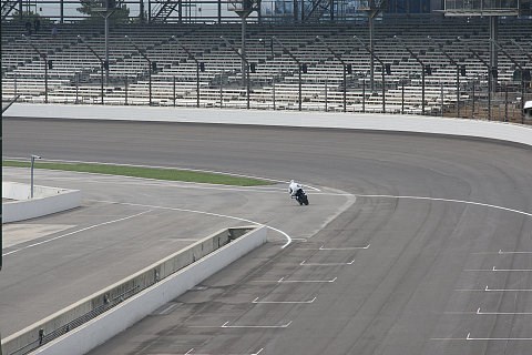 Canepa auch am zweiten Indy-Tag vorne: Eine Runde mit vollem Tank