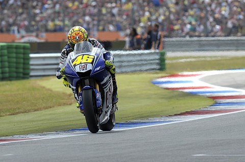 Rossi ist die Lücke zu groß: Lorenzo findet sein Selbstvertrauen wieder