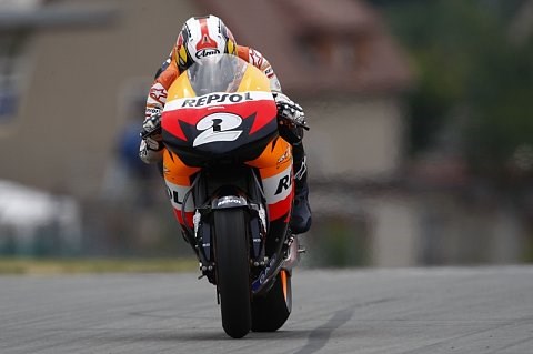 Pedrosa schnellster auf abtrocknender Strecke: Bunte Mischung dank Mischbedingungen