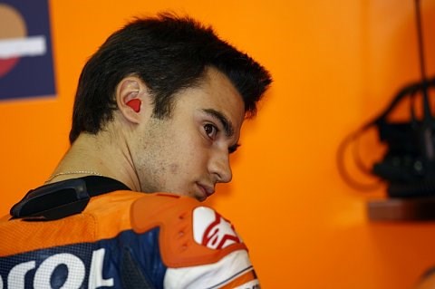 Pedrosa mit Verdacht auf Fingerbruch: Auswirkungen auf Laguna Seca noch unklar