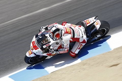 Gute Laune bei Gresini: Alle sind zufrieden