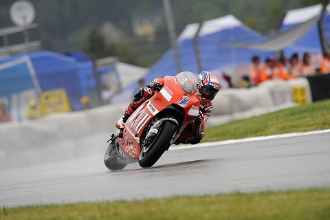 Qualifying, Stoner sicher zur Regen-Pole: Zum sechsten Mal