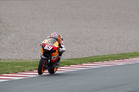 Hayden mischt in Misano wieder mit: Zurück bei voller Stärke