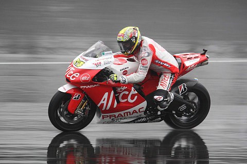 3. Training - Elias vor Rossi: Toni Elias legt vor