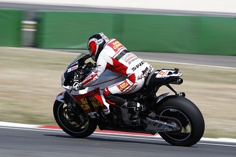 Enttäuschung im Team Gresini: Leute im Weg