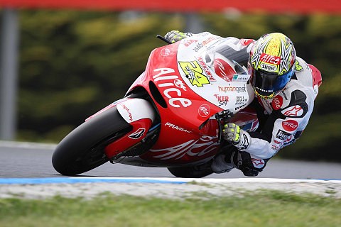 D'Antin-Fahrer aus Reihe 5: Guintoli mit Fraktur am Schulterblatt