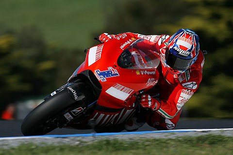 Für Stoner wird der Valencia-Test wichtig: Es folgt eine lange Genesungszeit