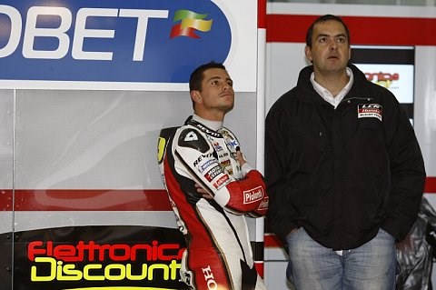 De Puniet nutzte der Startplatz nichts: Letzter nach einer Runde