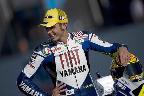 Rossi sieht Bestzeit als mentalen Vorteil: Entspannter Urlaub mit Platz eins