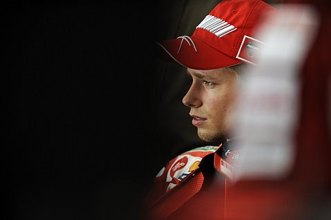 Ducati in Sepang weiter auf dem Vormarsch: Stoner träumte, Hayden suchte